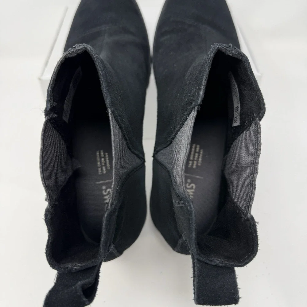 TOMS Cleo Chelsea‎ Boots Women 8.5 Black Suede Lug Sole Ankle Booties